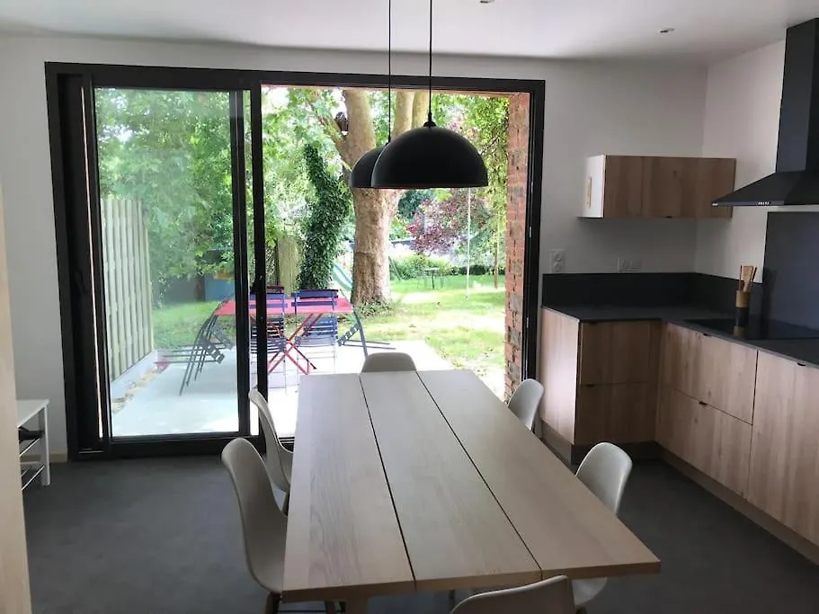Вилла Grange Plouer Centre Entre St Malo Et Dinan 0*, Плуэр-сюр-Ранс Франция